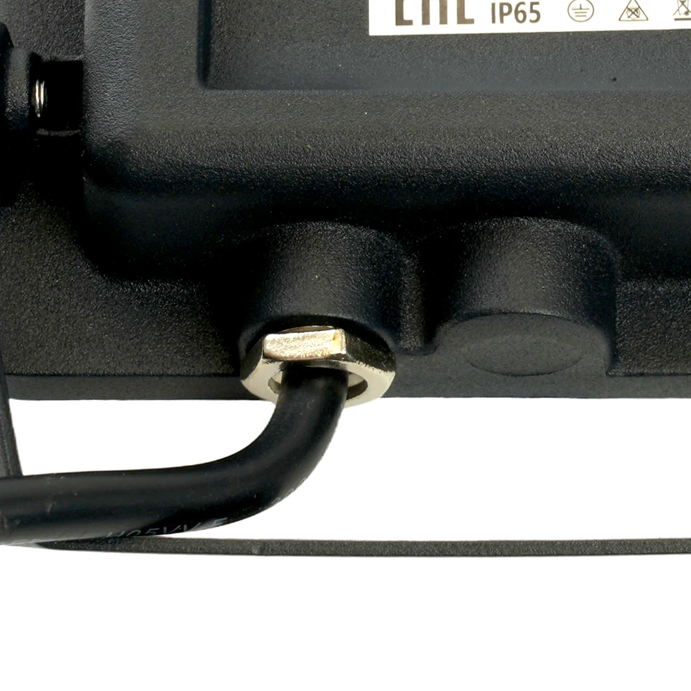 Светодиодный прожектор Feron LL-920 IP65 30W 6400K 32101 4