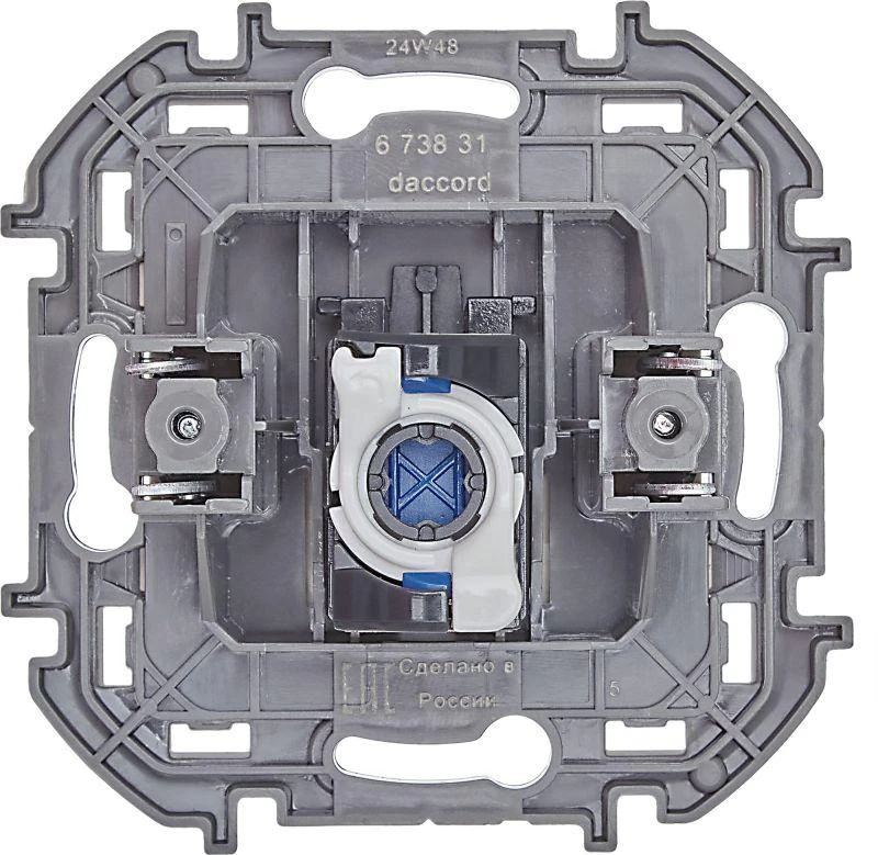 Розетка компьютерная Inspiria RJ45 кат.6 UTP механизм сл. кость IEK 673831 3