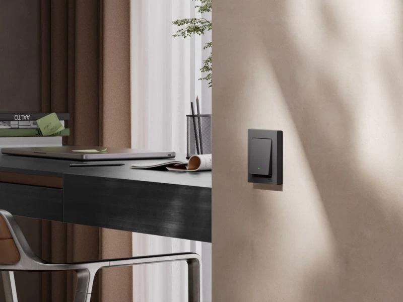 Выключатель 1-кл. AtlasDesign Smart 10А (сх. 1) L+N с подсветкой Zigbee механизм карбон SE ATN001013Z 5