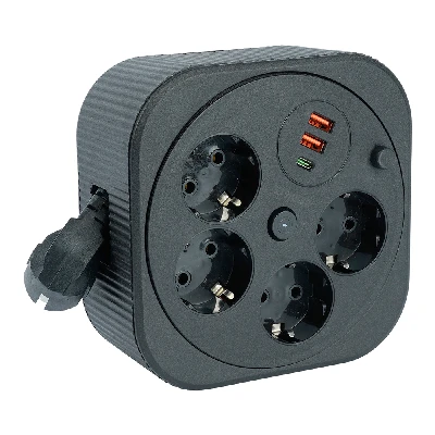 HM16-4-03-USB  Удлинитель 4-местный с/з, 3x1,5мм2, 3м, 230В, 16А, 2USB+1С, 2,4А, черный 50836