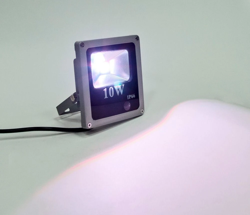 Светодиодный прожектор Feron LL-271 IP65 10W 4000K 12188 1
