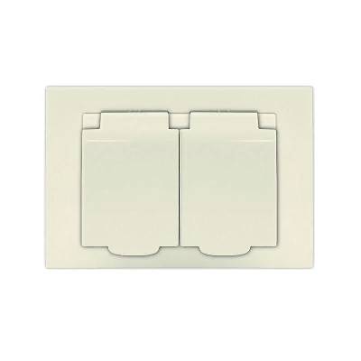 Розетка 2-м СП Афина 16А IP20 с заземл. c крышкой в сборе сл. кость (ivory) Universal A0031-I