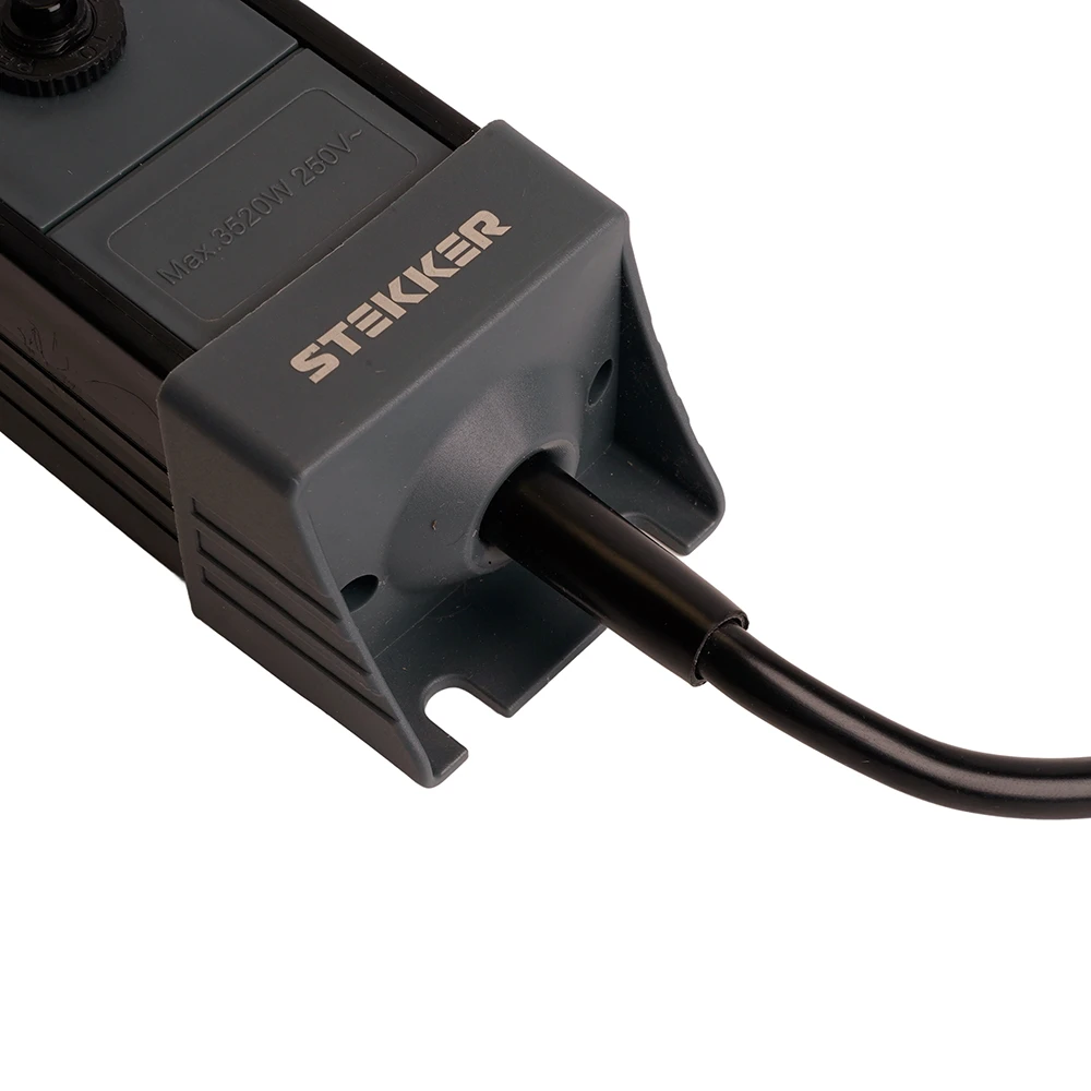 Сетевой фильтр 6-местный с/з STEKKER 3x1мм2, 3 м, 250В, 16А, серия Techno, HM22-61-03, черный 50160 6