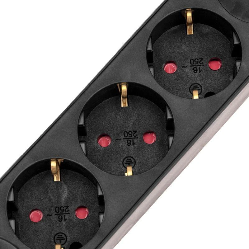 Удлинитель 3х5м с заземл. STANDARD 2хUSB 3х1кв.мм с выкл. черн. Rexant 13-4023 3