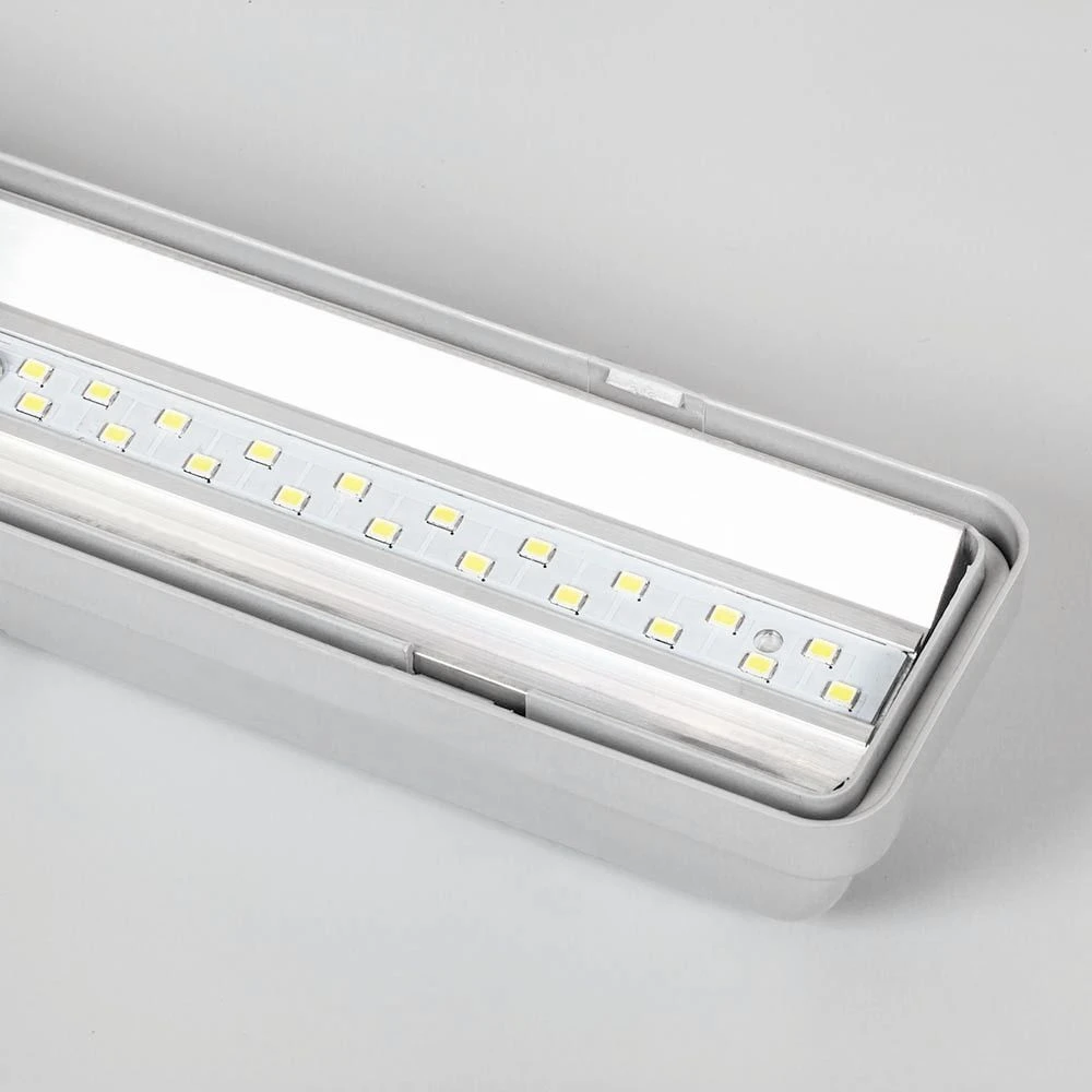 Светодиодный светильник 90LEDs 6400K 18W в пластиковом корпусе IP65, AL5053 28715 2