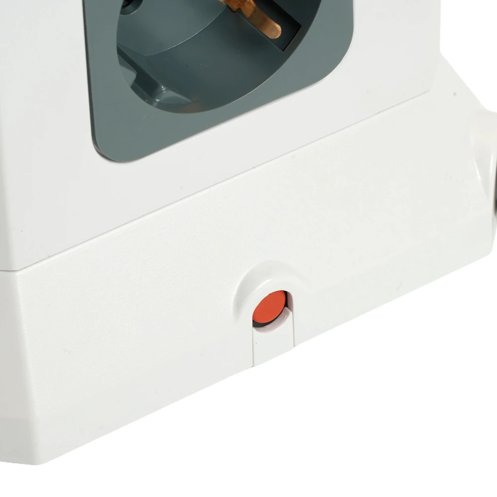 Удлинитель 12-местн с/з, 3x1мм2, 1.5 м,250В,16А, 3520Вт 3USB A + 1C 5V 3,4A, белый, серый серия Comfort HM10-61-01 49991 4