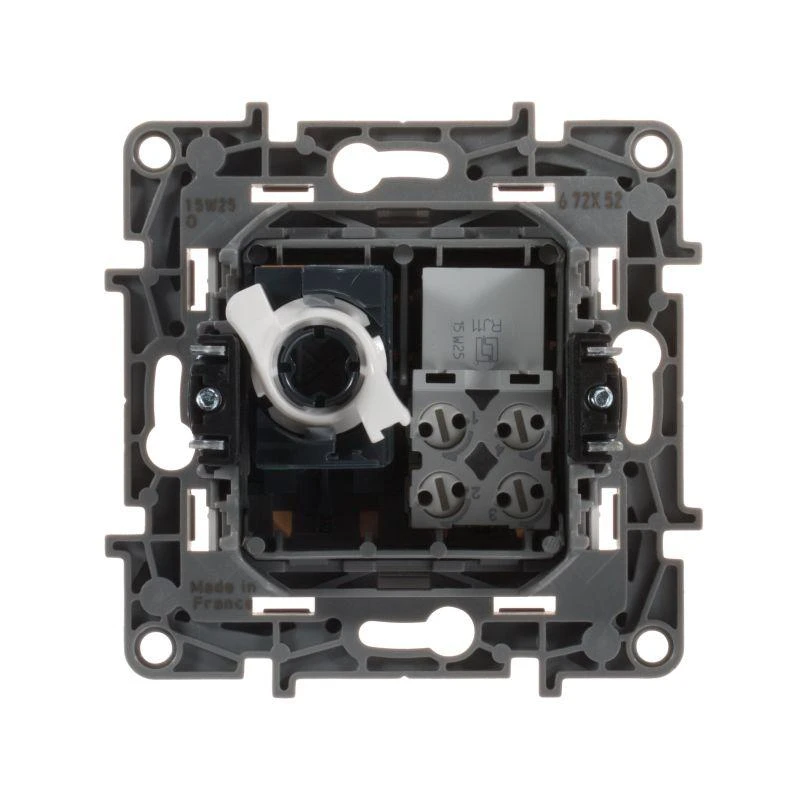 Розетка компьютерная + телефонная 2-м СП Etika RJ45 + RJ11 кат.5E UTP механизм бел. Leg 672252 3