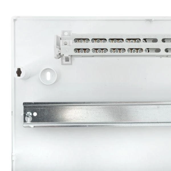 Щит распределительный навесной Unix 4х18мод. IP41 бел. дверь PROxima EKF ux-4x18-nw 2