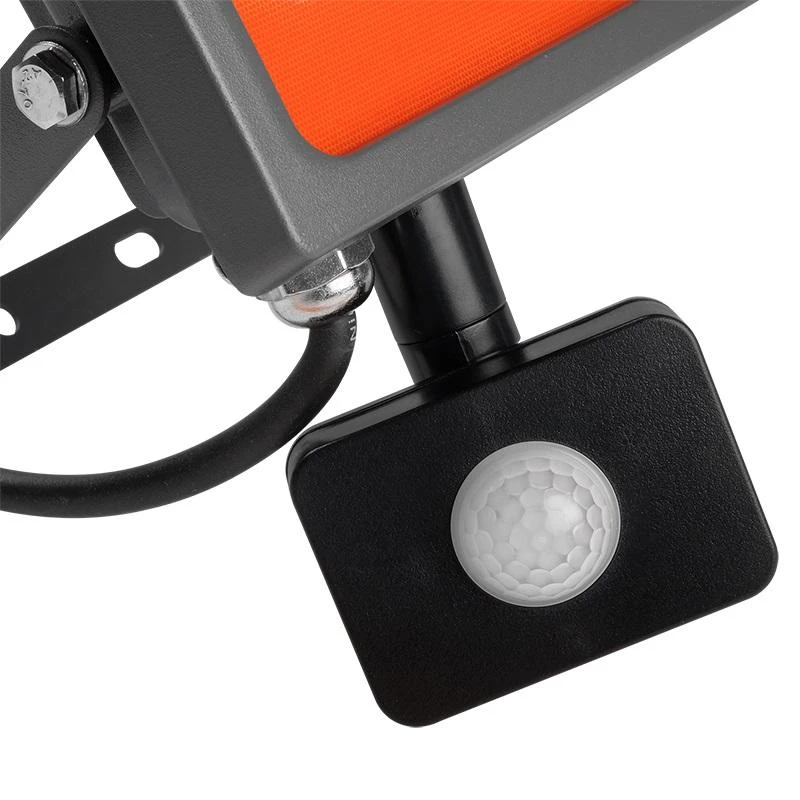 Прожектор светодиодный PFL-SC SENSOR 30Вт 6500К IP54 190-260В ДО закален. матов. стекло датчик движения инфракрасный JazzWay 5001411 5