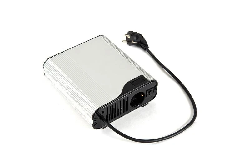 Стабилизатор сетевого напряжения Teplocom ST-555-И 220В 555 В.А Uвх.145-260В индикация Бастион 558 8