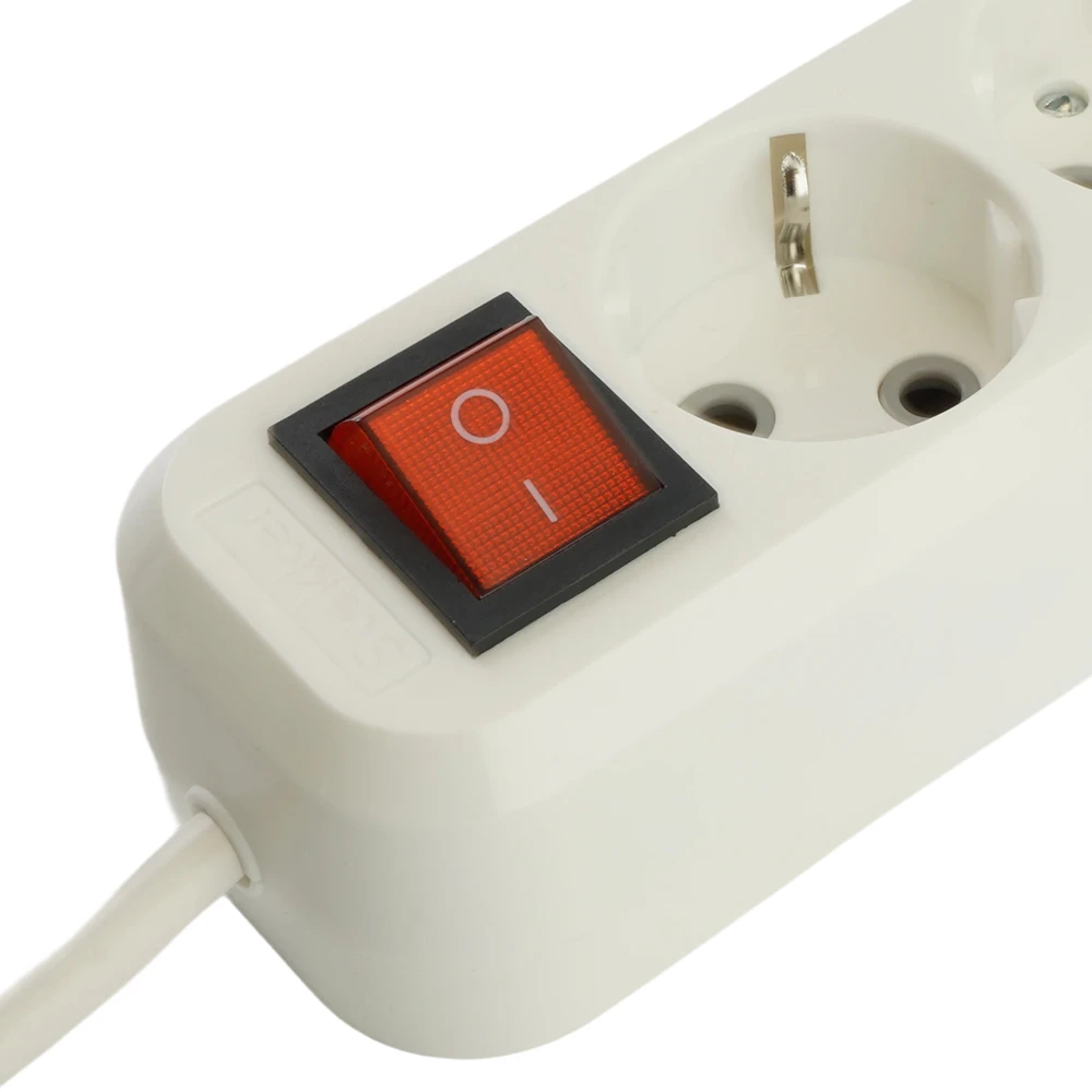 Удлинитель 3-местный с/з с выключ. STEKKER HM071-31-05 3x1мм2, 5м, 250В, 16А, 1USB+2C, 2.4A, сер Home, белый 50138 5