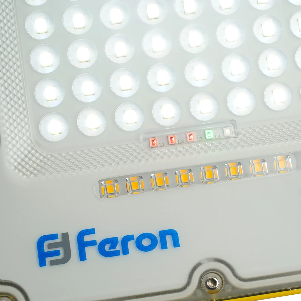 Светодиодный прожектор Feron LL-950 переносной с зарядным устройством IP66 30W 6400K 48675 7
