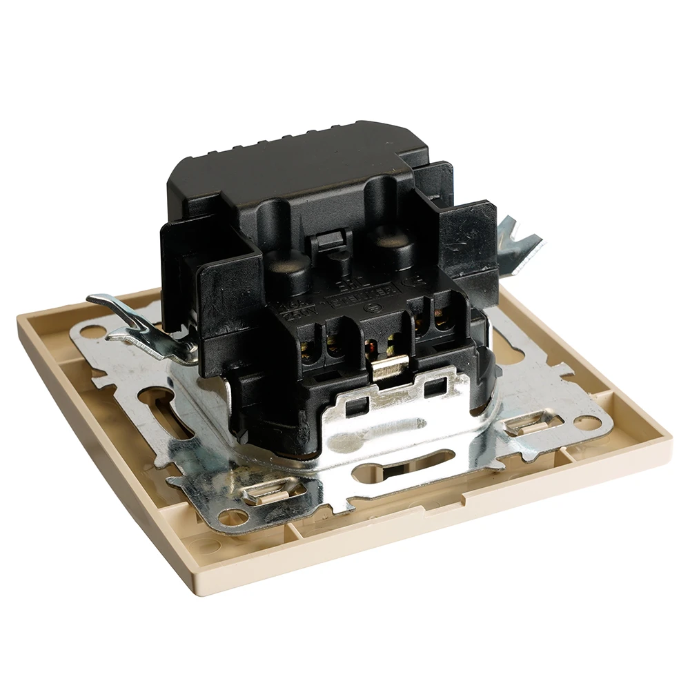 Розетка 1-местная с/з STEKKER, PST16-9016-02, 250В, 16А с USB+ type C, серия Эрна, слоновая кость 50077 7
