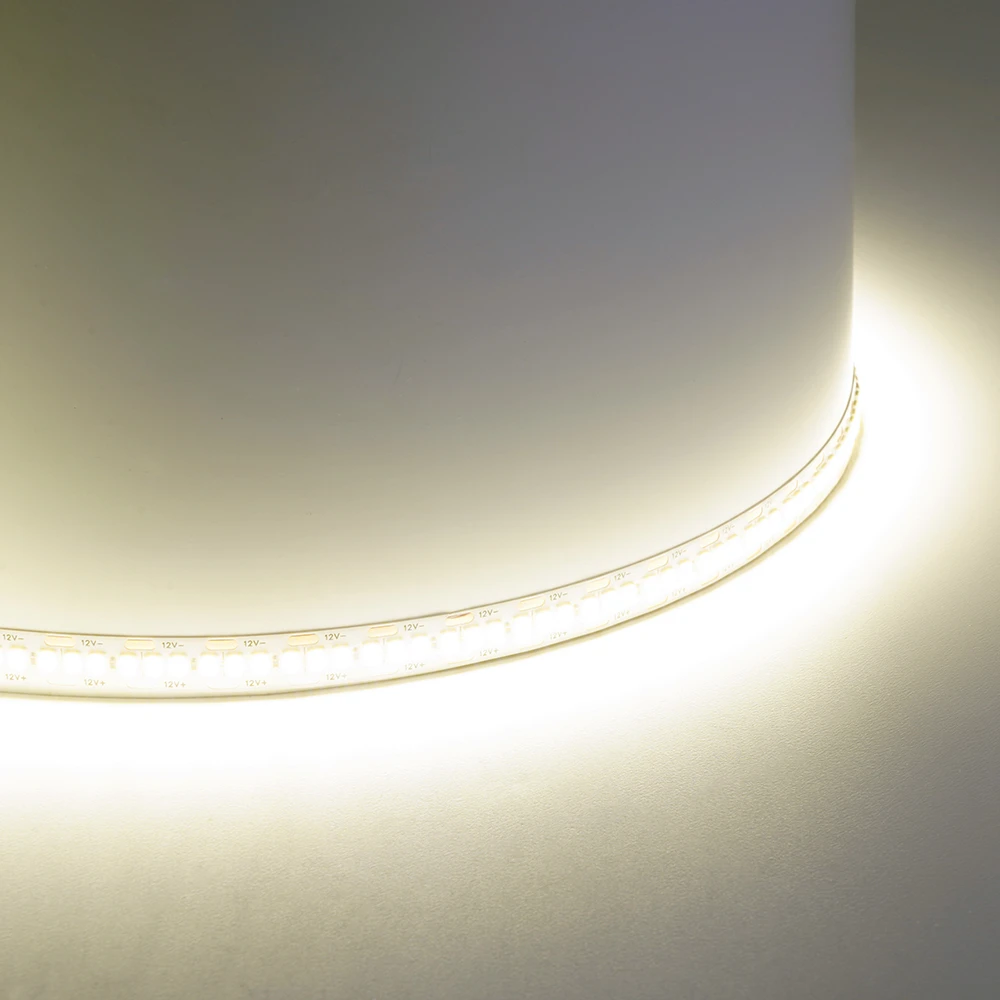 Светодиодная LED лента Feron LS617, 240SMD(2835)/м 19Вт/м 12V 5000*10*1.22мм 4000К, IP20 48827 4