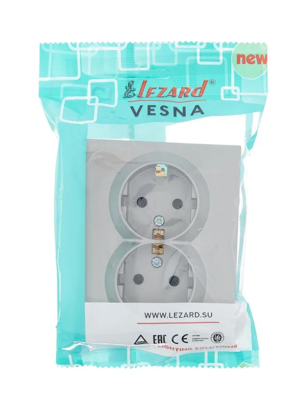 Розетка 2-м СП VESNA с заземл. со шторками ПБТ платина LEZARD 742-3500-178B 4