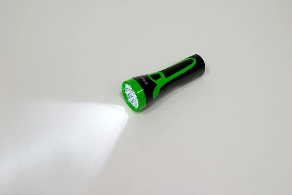 Фонарь аккумуляторный ручной 7LED 0,6W со встроенной вилкой для зарядки, зеленый, TL043 12958 2