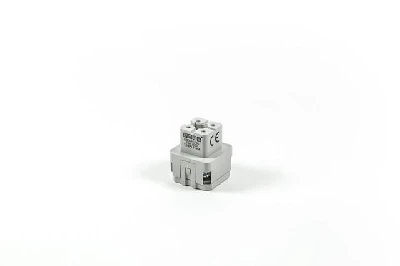 Гнездо 4 полюса 10А EMAS EB004CP00
