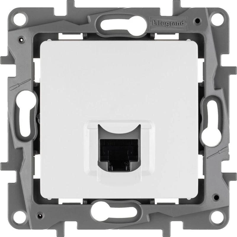 Розетка компьютерная 1-м СП Etika RJ45 кат.5E UTP механизм бел. IEK 672241 1