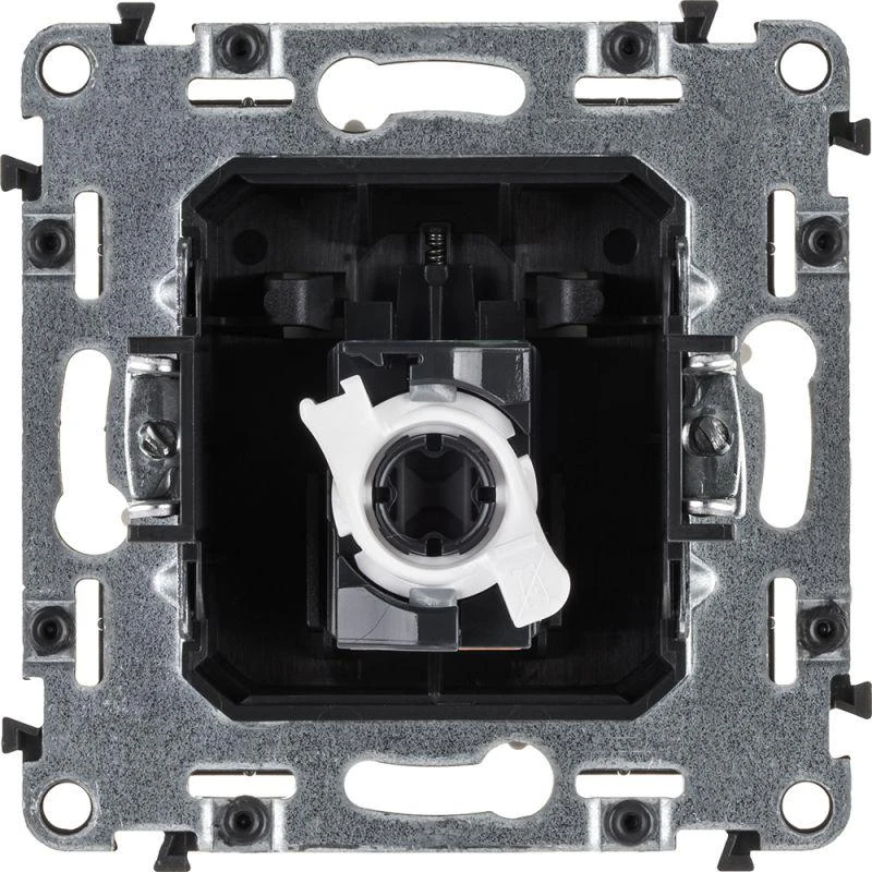 Розетка компьютерная 1-м Valena Allure RJ45 кат.5E UTP с лицев. панелью механизм сл. кость Leg 753840 2