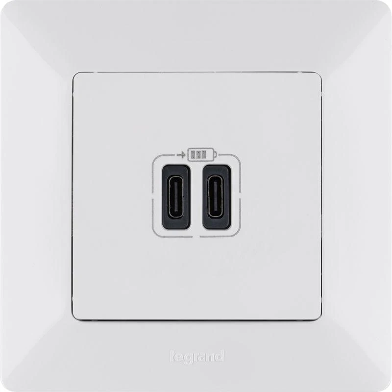 Устройство зарядное Valena Life с 2-мя USB-разъемами тип C-тип C 240В/5В 3000мА с лиц. панелью бел. Leg 753107 3