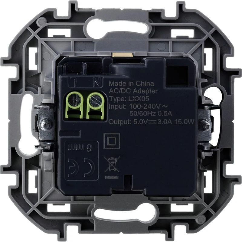 Устройство зарядное Inspiria с 2-мя USB разьемами A и C 240В/5В 3000мА сл. кость IEK 673761 2